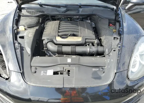 2012 Porsche Cayenne z USA, uszkodzony, nr VIN WP1AA2A27CLA04836